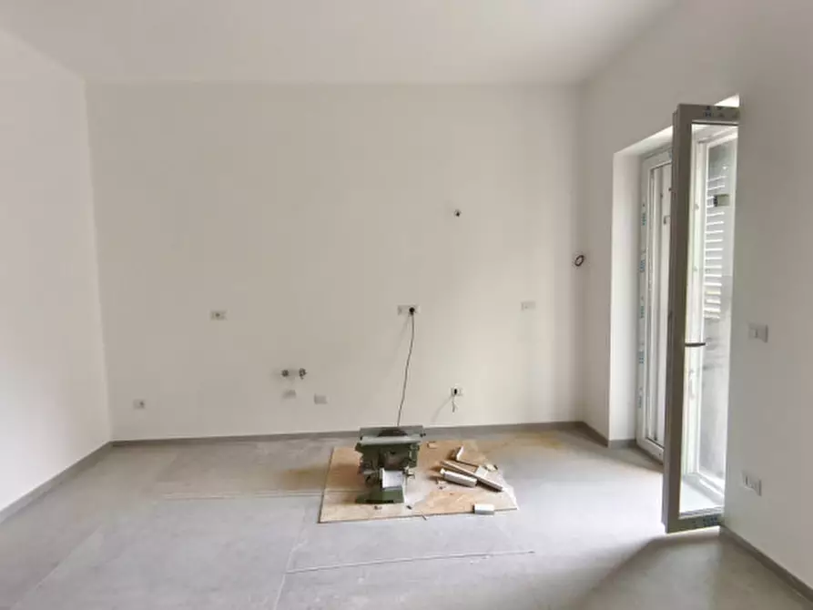 Immagine 25 di Appartamento in vendita  in De Gasperi a Fasano