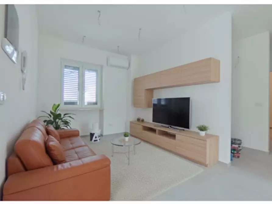 Immagine 30 di Appartamento in vendita  in De Gasperi a Fasano