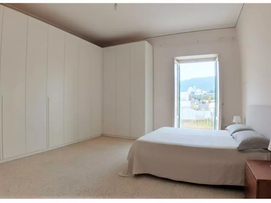 Immagine 40 di Appartamento in vendita  in De Gasperi a Fasano