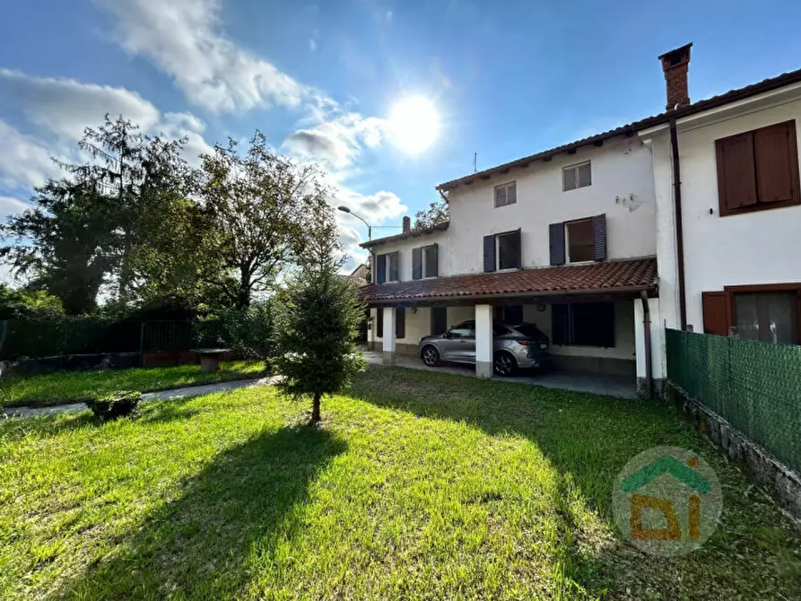 Immagine 1 di Casa bifamiliare in vendita  in strada del salet 5 a Gradisca D'isonzo