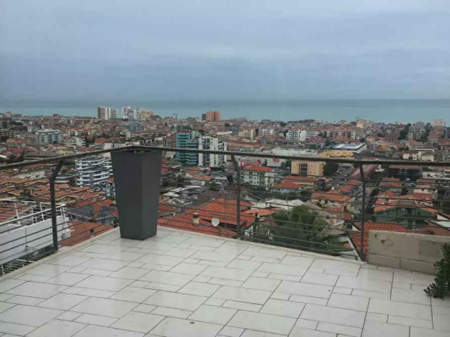 Immagine 1 di Appartamento in affitto  in Via Chiappinello a Montesilvano