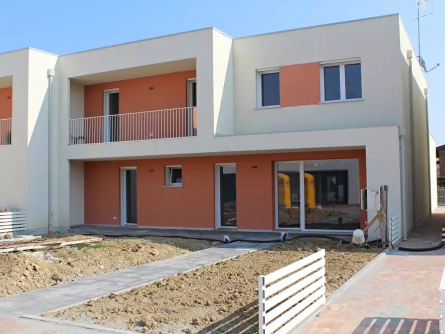Immagine 1 di Appartamento in vendita  in Salzano venezia Via silvio pellico a Salzano