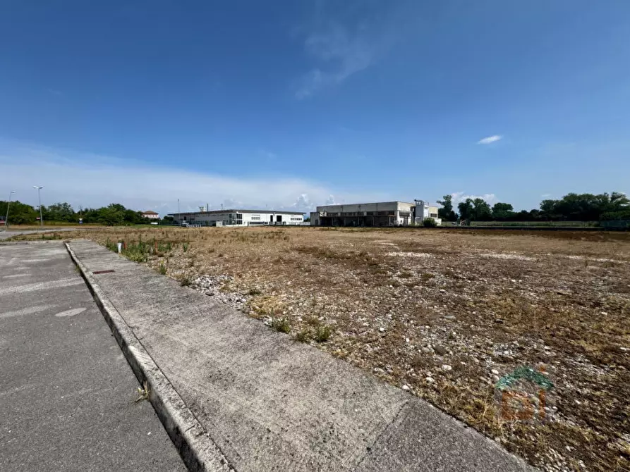 Immagine 6 di Terreno in vendita  in Via remis a San Vito Al Torre