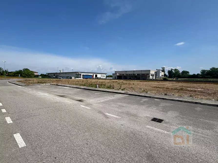 Immagine 18 di Terreno in vendita  in Via remis a San Vito Al Torre