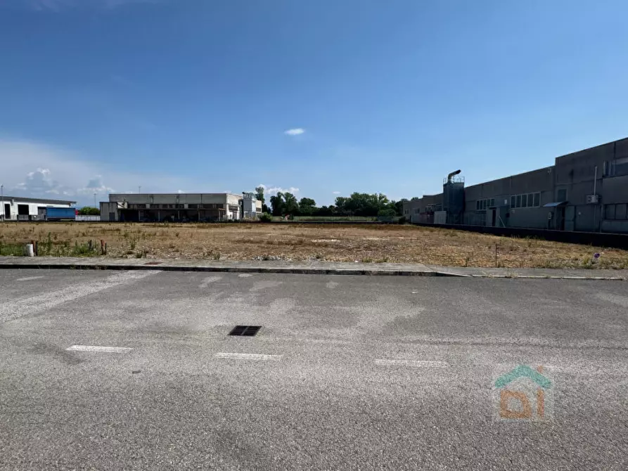Immagine 20 di Terreno in vendita  in Via remis a San Vito Al Torre