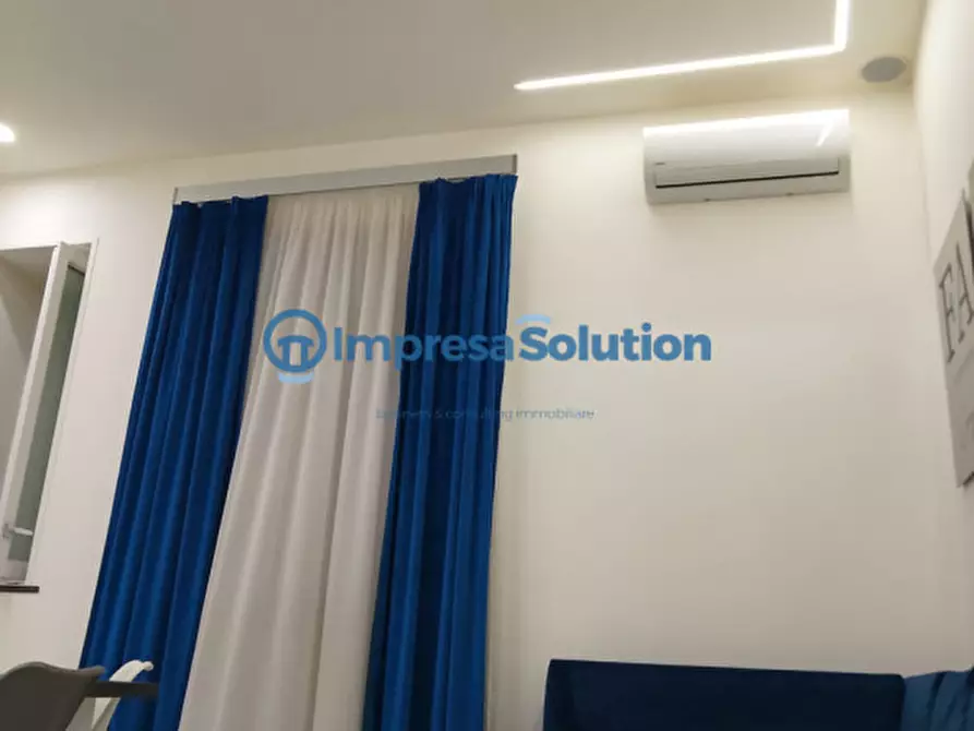 Immagine 6 di Appartamento in vendita  in Via Cesare Rosaroll a Napoli