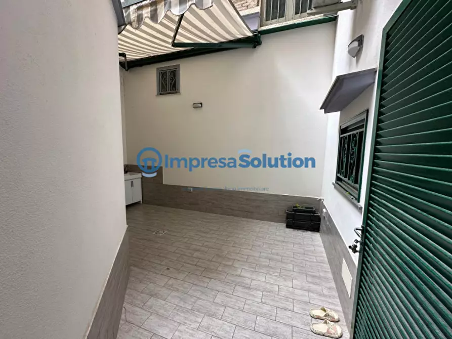 Immagine 12 di Appartamento in vendita  in Via Cesare Rosaroll a Napoli
