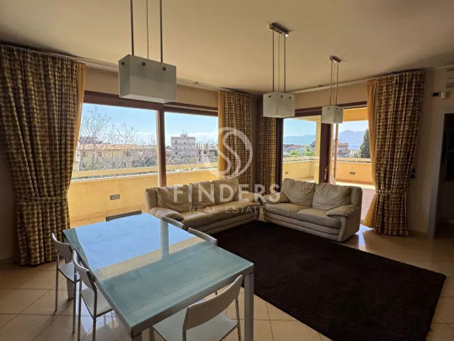 Immagine 6 di Appartamento in vendita  in Via Vallone Menga a Reggio Di Calabria