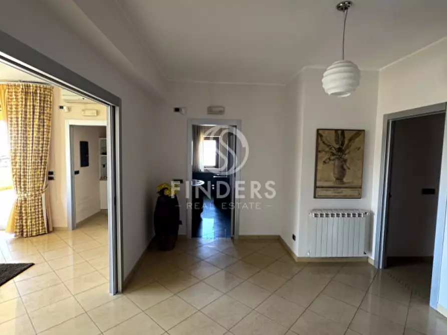 Immagine 10 di Appartamento in vendita  in Via Vallone Menga a Reggio Di Calabria