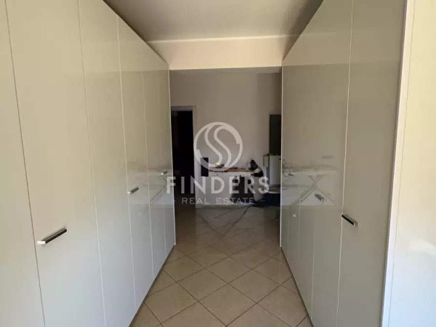 Immagine 15 di Appartamento in vendita  in Via Vallone Menga a Reggio Di Calabria