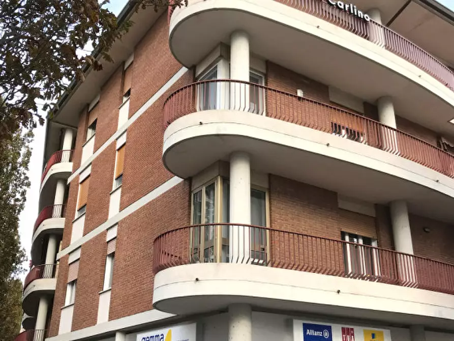 Immagine 1 di Appartamento in vendita  in Corso del Popolo 379 a Rovigo