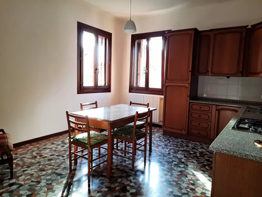 Immagine 6 di Appartamento in affitto  in Via Pier Eleonoro Negri a Vicenza