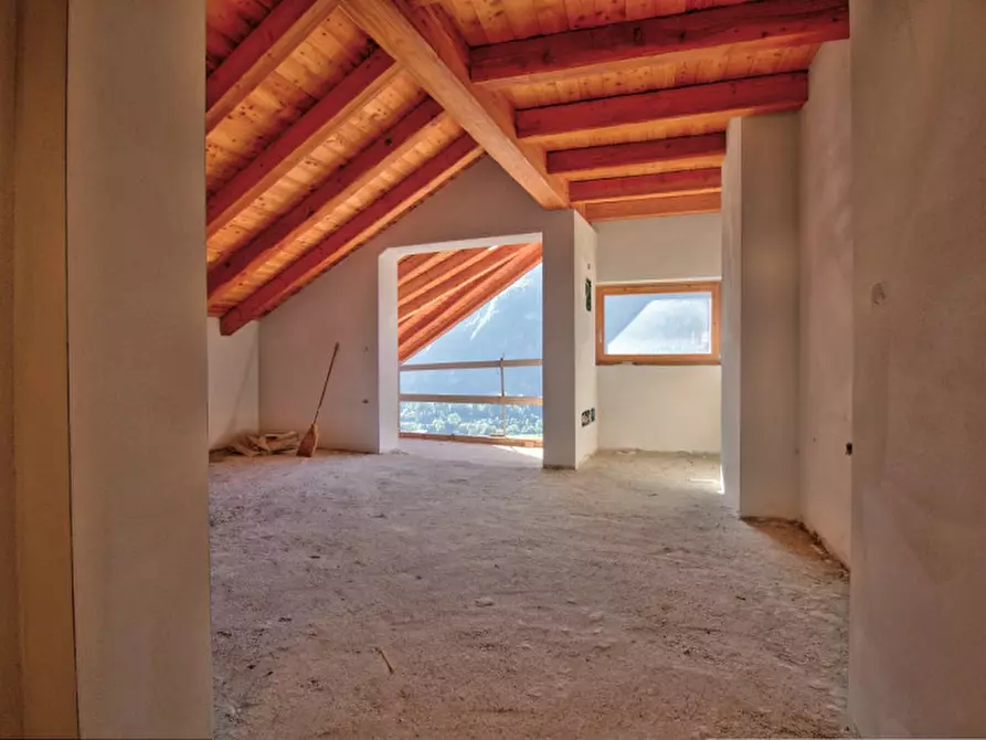 Immagine 11 di Appartamento in vendita  in Via Scaricle a Tre Ville