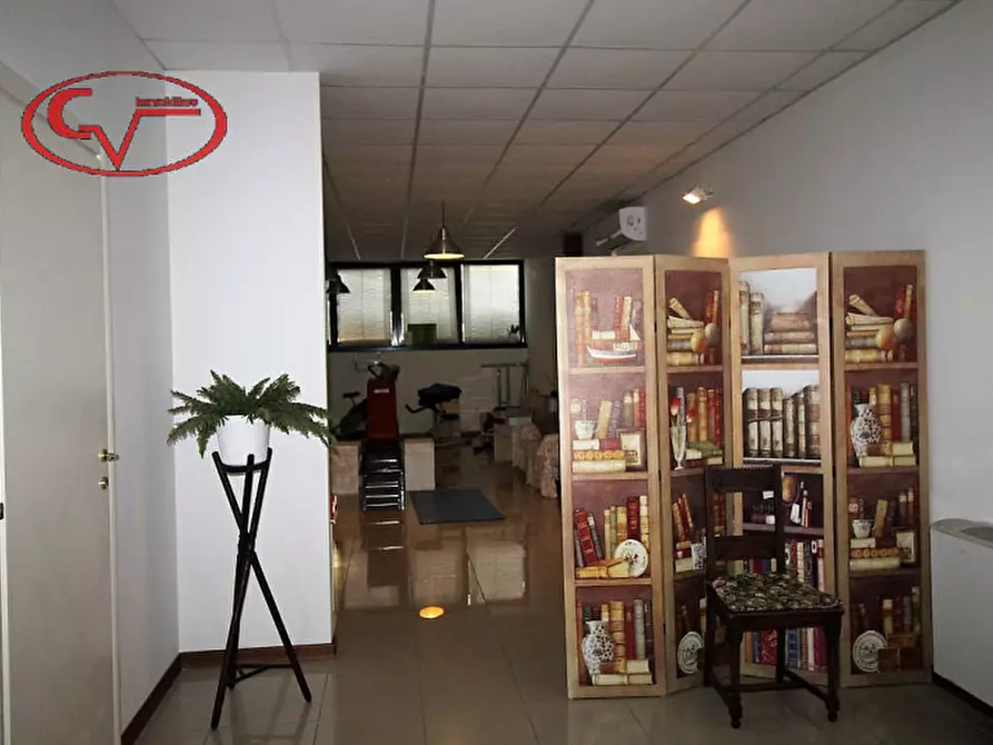 Immagine 2 di Ufficio in affitto  in VIA SPARTACO LAVAGNINI a San Giovanni Valdarno