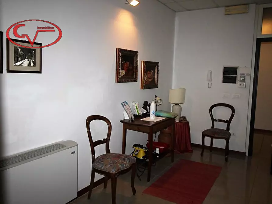 Immagine 6 di Ufficio in affitto  in VIA SPARTACO LAVAGNINI a San Giovanni Valdarno