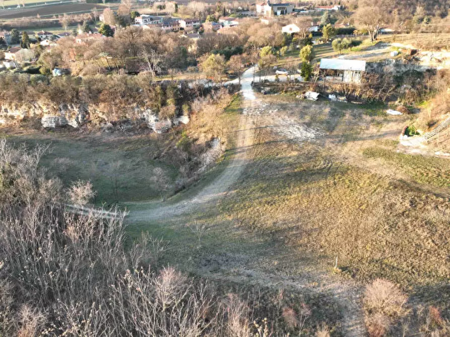 Immagine 25 di Terreno in vendita  a Baone
