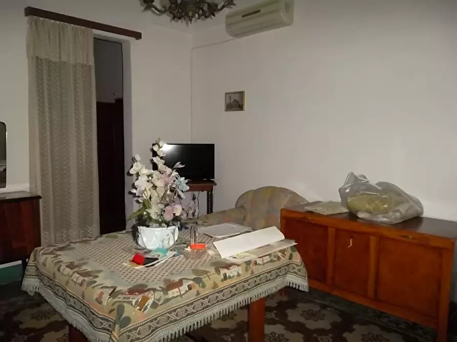 Immagine 10 di Casa indipendente in vendita  a Parabita