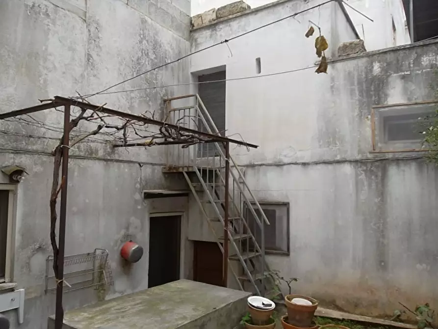 Immagine 15 di Casa indipendente in vendita  a Parabita