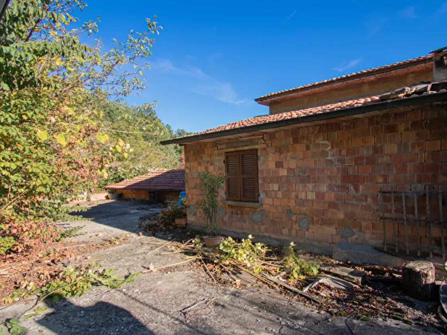 Immagine 8 di Casa indipendente in vendita  a Bore