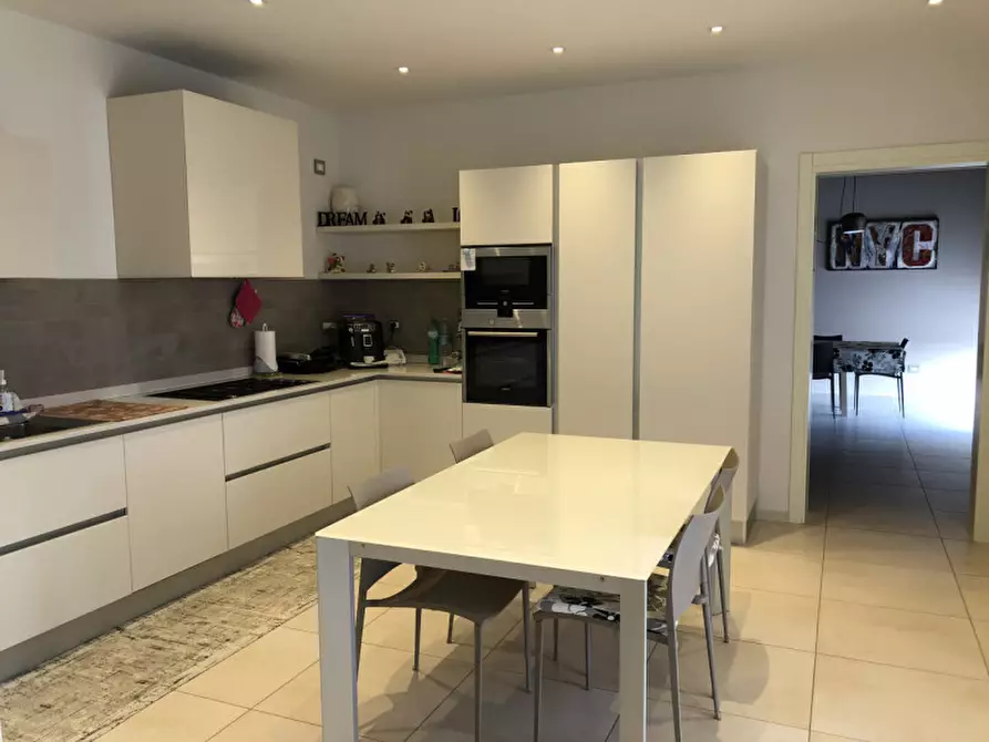 Immagine 7 di Casa bifamiliare in vendita  a Noale