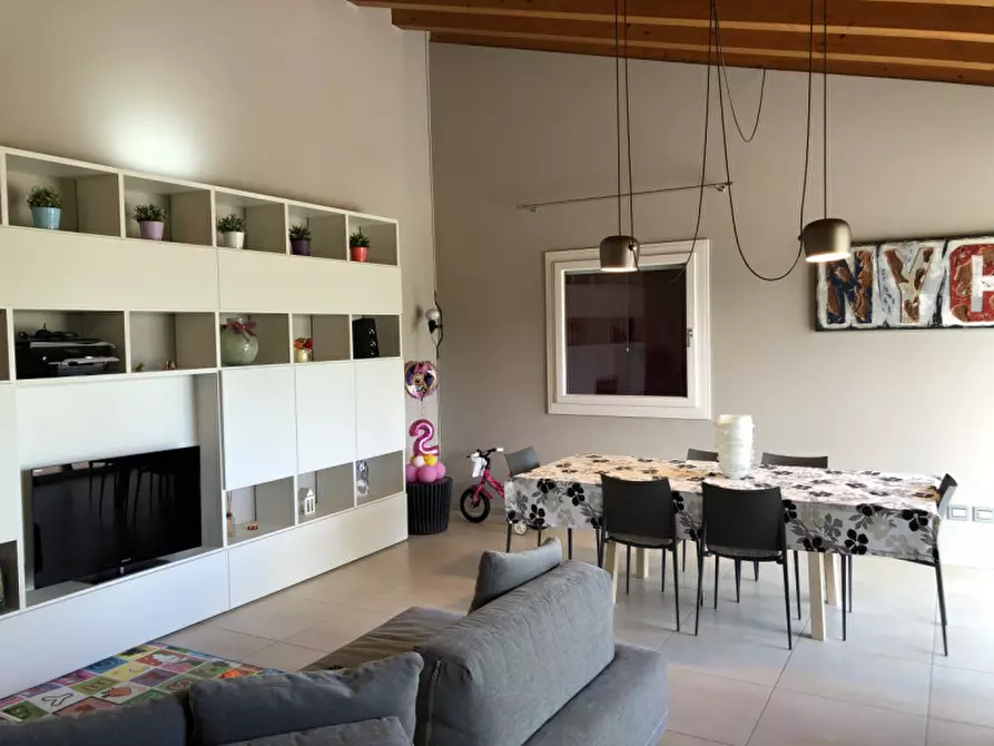 Immagine 9 di Casa bifamiliare in vendita  a Noale