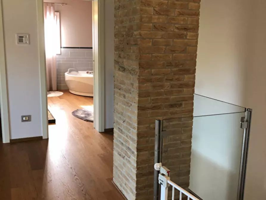 Immagine 21 di Casa bifamiliare in vendita  a Noale