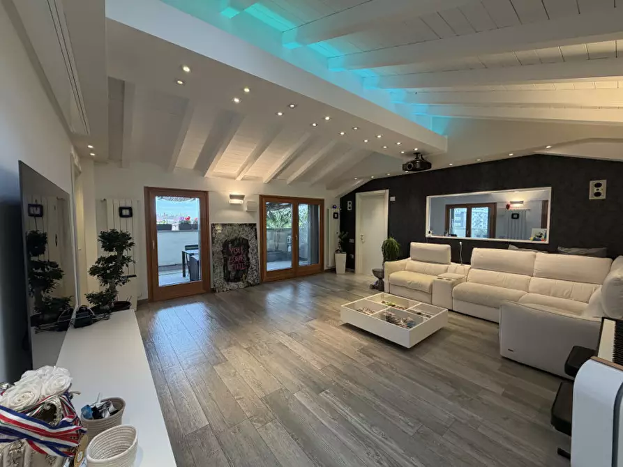 Immagine 4 di Appartamento in vendita  in Via Gobetti a Buccinasco