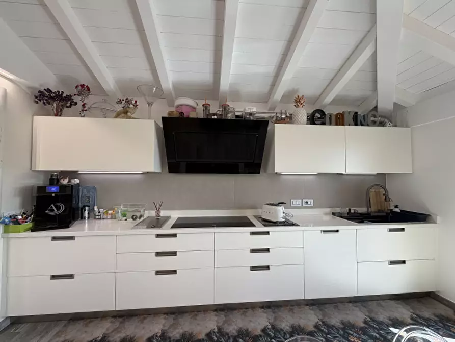 Immagine 7 di Appartamento in vendita  in Via Gobetti a Buccinasco