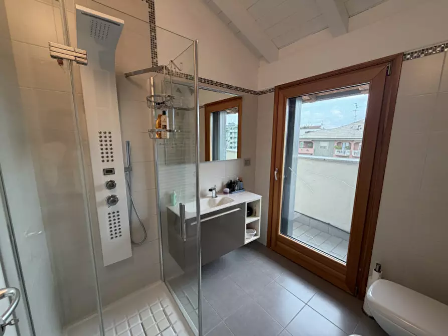 Immagine 11 di Appartamento in vendita  in Via Gobetti a Buccinasco