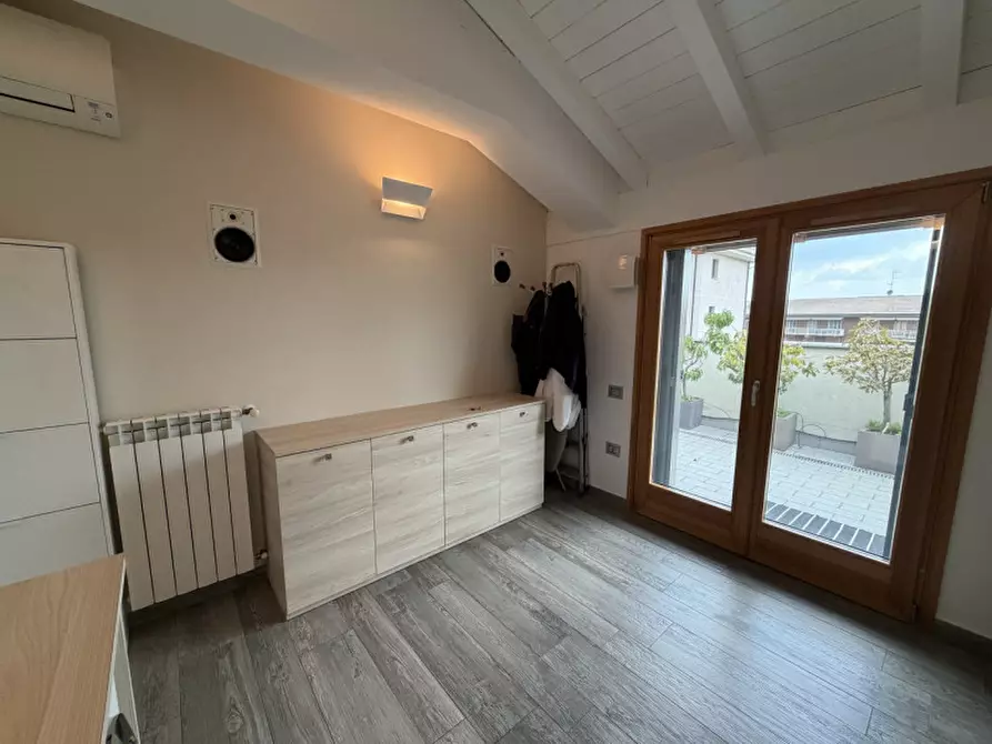 Immagine 17 di Appartamento in vendita  in Via Gobetti a Buccinasco