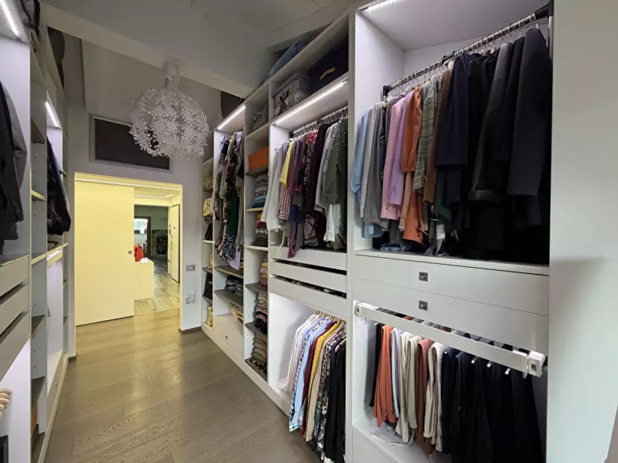 Immagine 33 di Appartamento in vendita  in Via Gobetti a Buccinasco