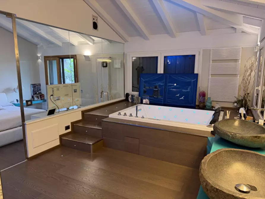 Immagine 37 di Appartamento in vendita  in Via Gobetti a Buccinasco