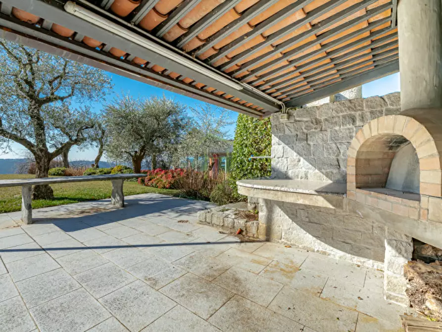 Immagine 13 di Villa in vendita  a Tavernerio