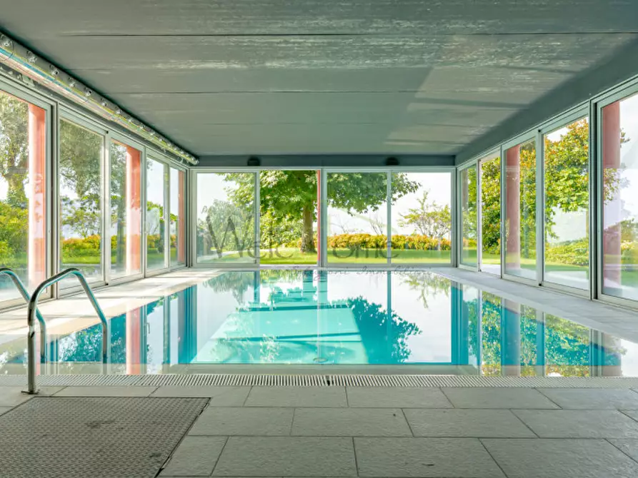 Immagine 14 di Villa in vendita  a Tavernerio