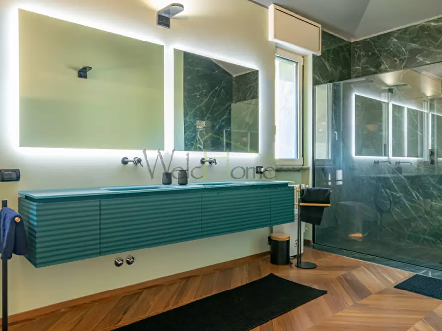 Immagine 22 di Villa in vendita  a Tavernerio