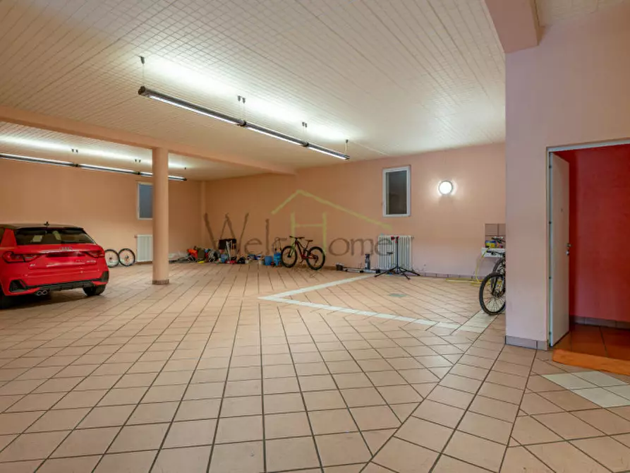 Immagine 37 di Villa in vendita  a Tavernerio