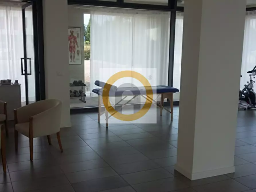 Immagine 4 di Negozio in affitto  a Rosà