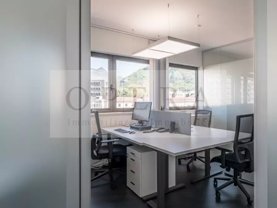 Immagine 10 di Ufficio in vendita  in via macello a Bolzano