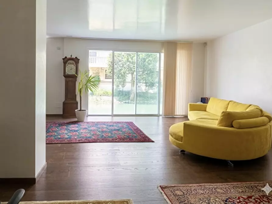 Immagine 4 di Loft/Open space in vendita  in Ponte Gregorio Barbarigo a Padova