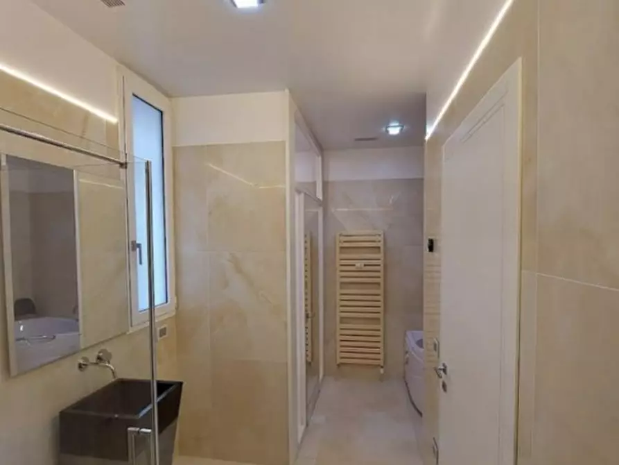 Immagine 18 di Loft/Open space in vendita  in Ponte Gregorio Barbarigo a Padova