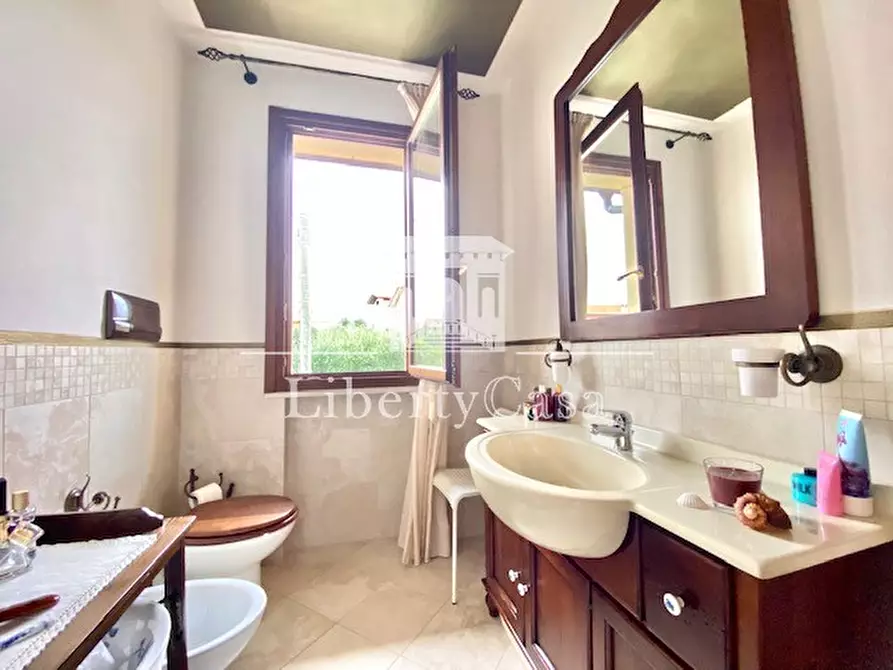 Immagine 17 di Villetta a schiera in vendita  in Via Boschette a San Felice Del Benaco