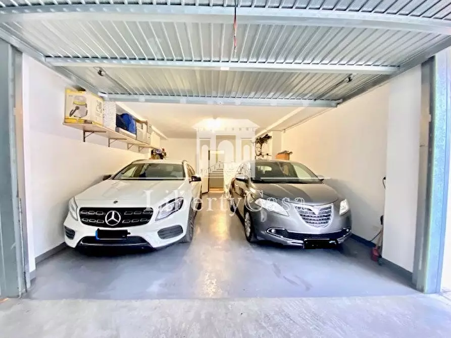 Immagine 25 di Villetta a schiera in vendita  in Via Boschette a San Felice Del Benaco