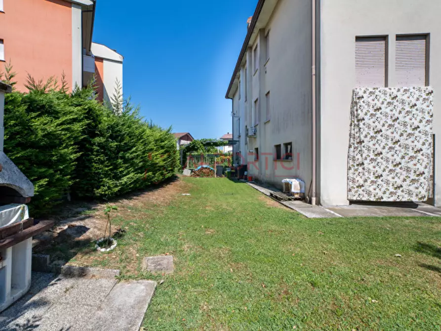 Immagine 18 di Appartamento in vendita  in Via Giosuè Carducci a Piove Di Sacco