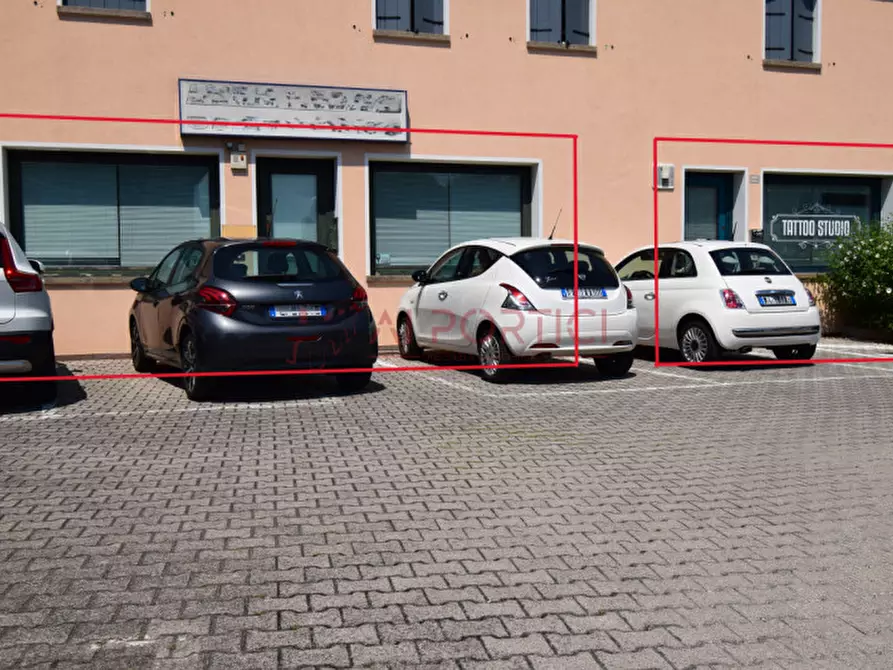 Immagine 12 di Ufficio in affitto  in Via Crociata a Piove Di Sacco