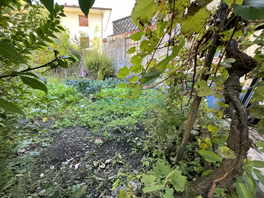 Immagine 10 di Villetta a schiera in vendita  a Torrebelvicino