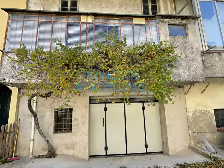 Immagine 1 di Villetta a schiera in vendita  a Torrebelvicino