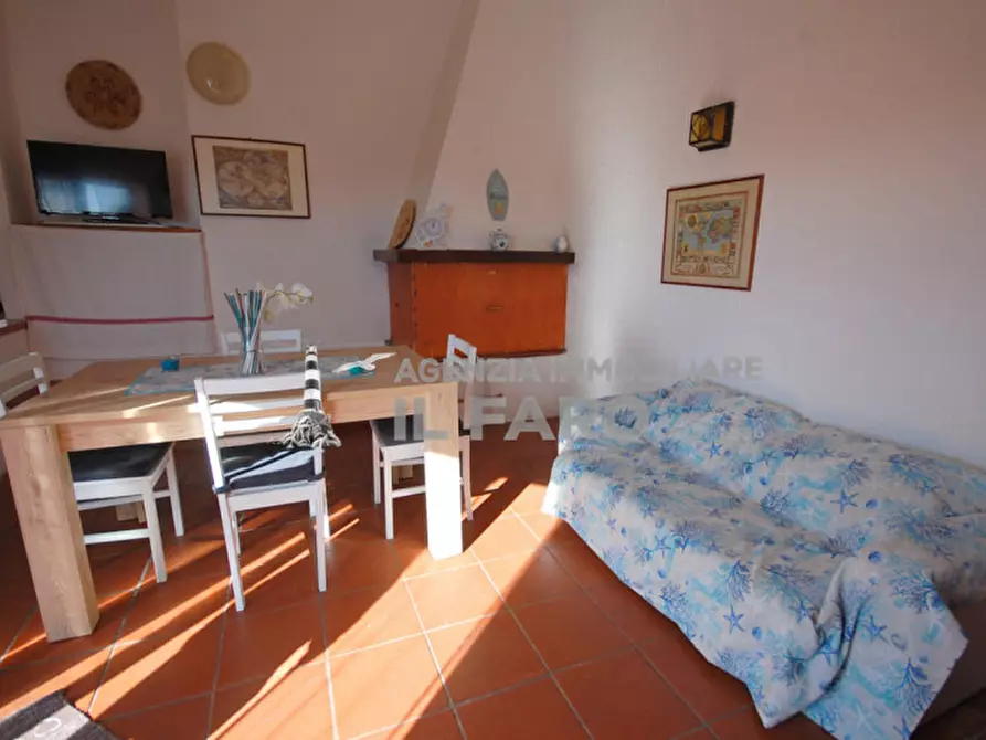 Immagine 8 di Villa in vendita  in Regione Gambino a La Maddalena