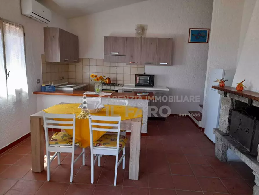 Immagine 10 di Villa in vendita  in Regione Gambino a La Maddalena