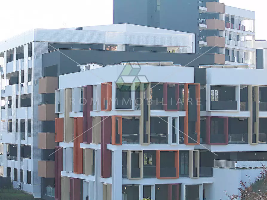 Immagine 4 di Appartamento in vendita  in Via Montegallo a Roma