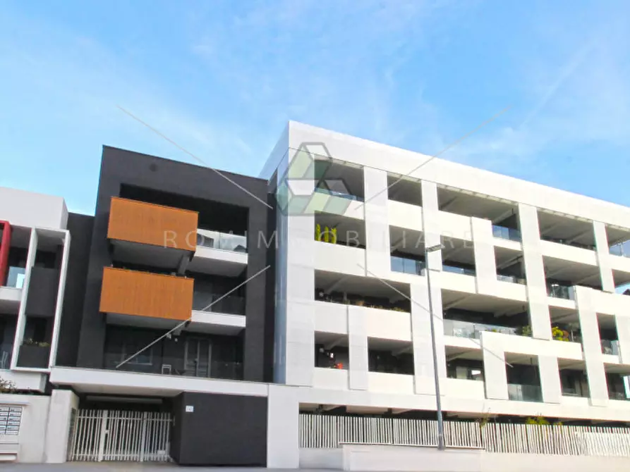 Immagine 12 di Appartamento in vendita  in Via Montegallo a Roma